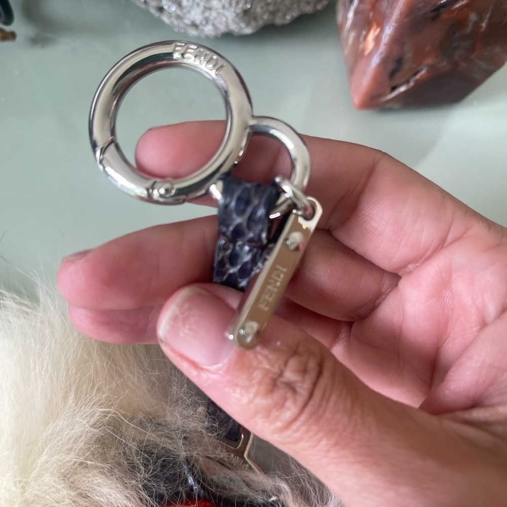 Fendi bag charm - Picture 9 of 11